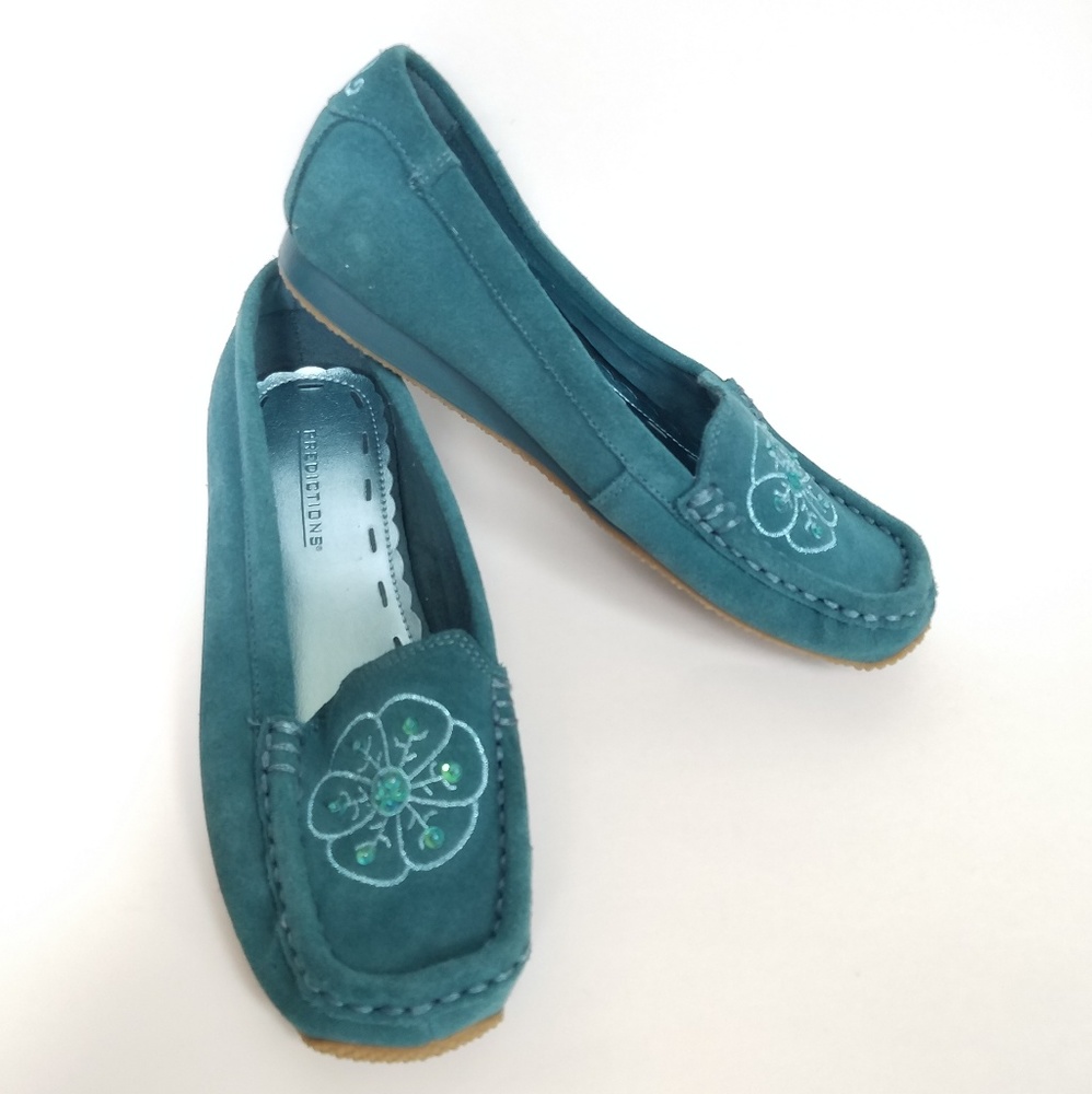 Women's Y2K Teal Suede Slip On Loafers Sz 6